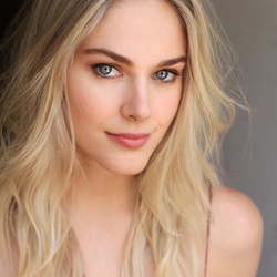 Abigail Flores